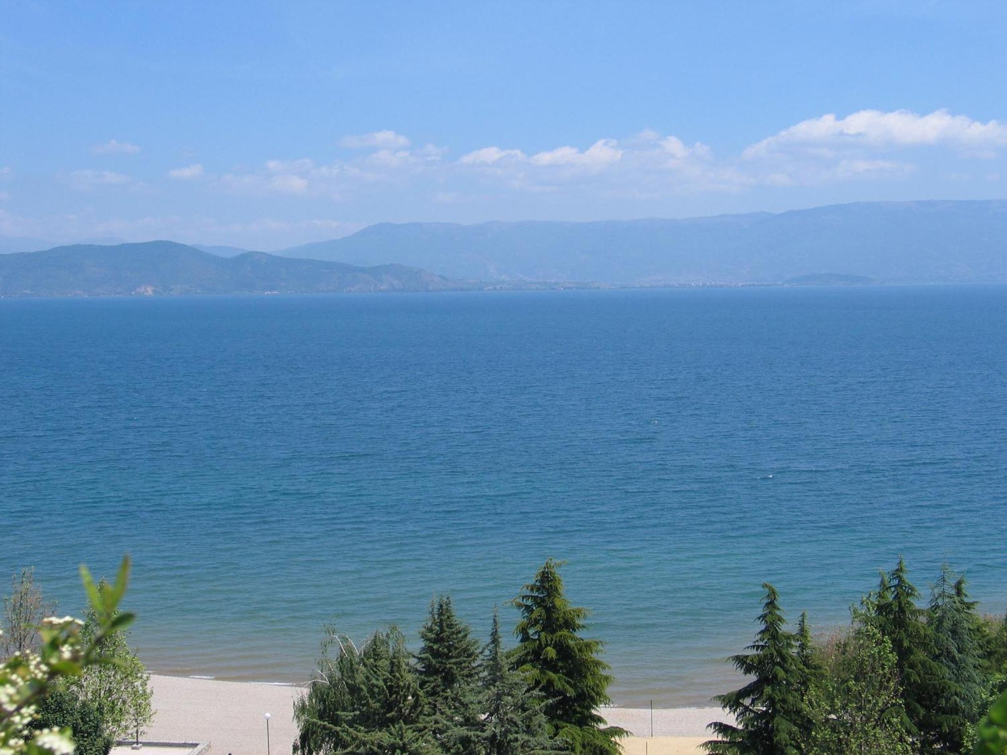 Hotel Makpetrol Struga Exterior photo