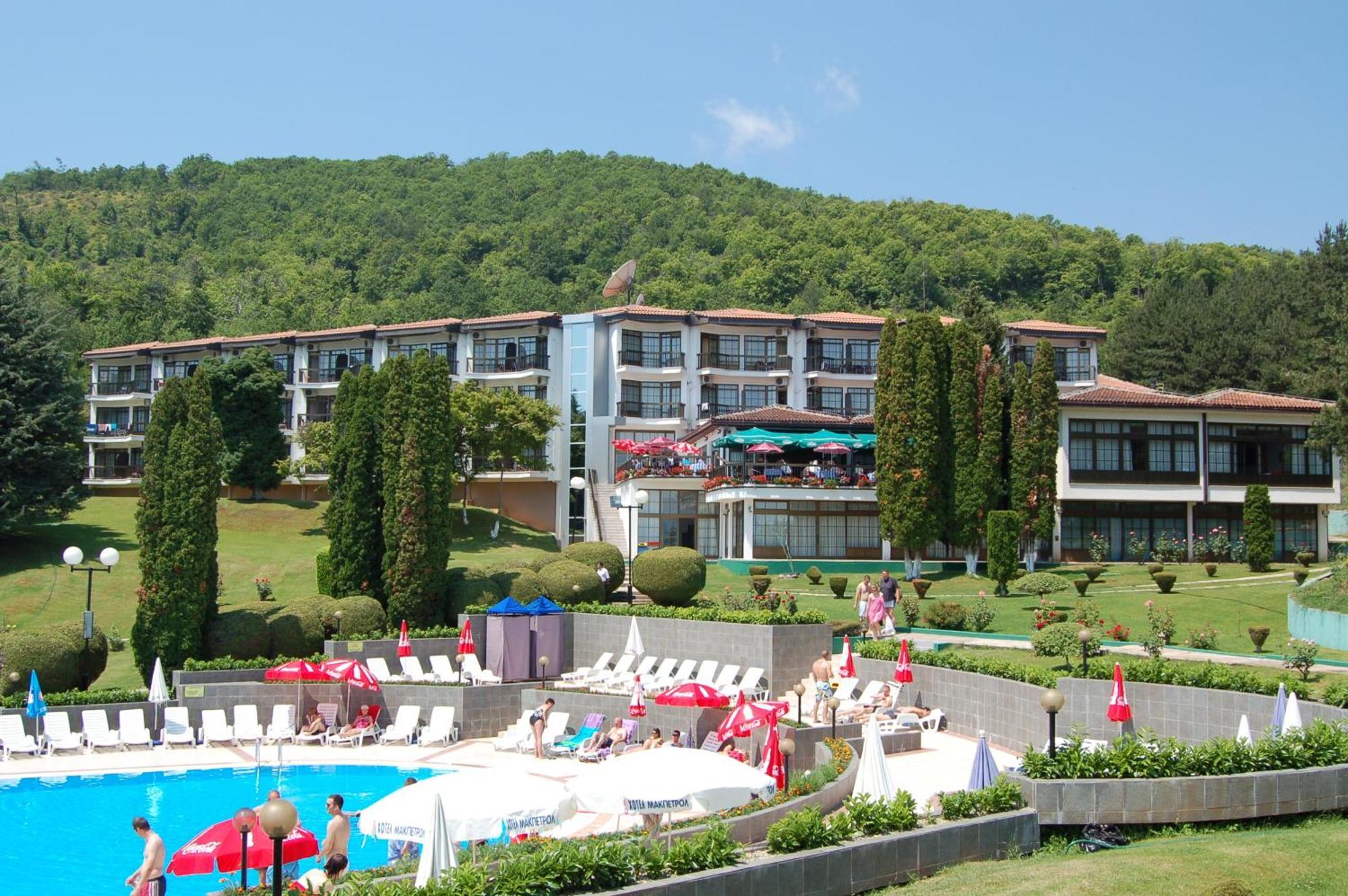 Hotel Makpetrol Struga Exterior photo