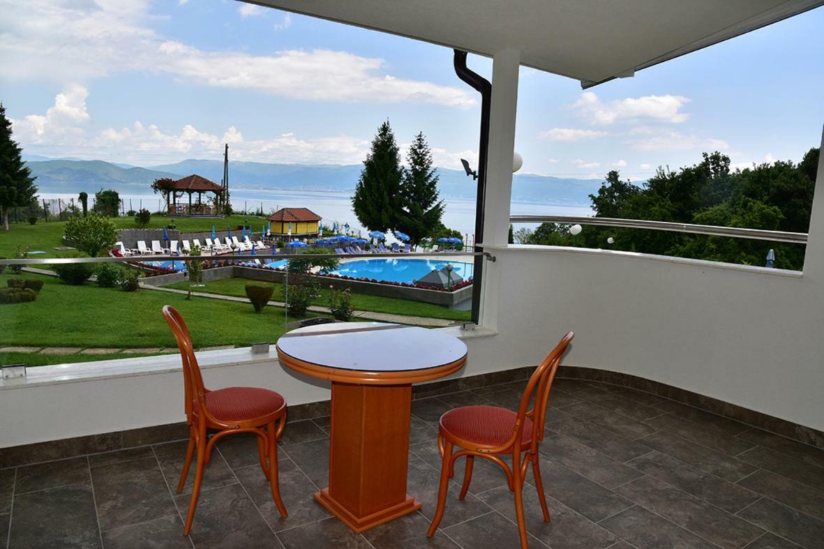 Hotel Makpetrol Struga Exterior photo